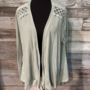 Elegant Open-Front Cardigan with Lace Detail
